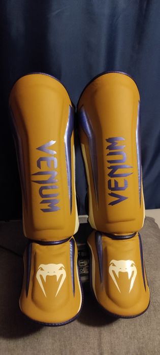 Ochraniacze na piszczele Venum Elite