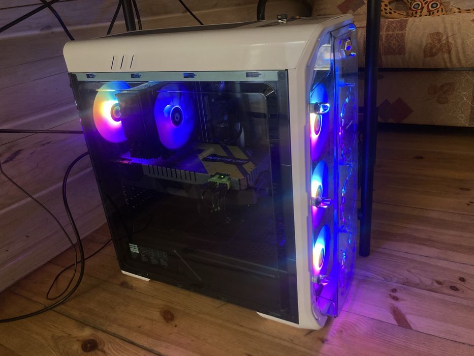 Ігровий комптютер(ще діє гарантія)ТОРГ