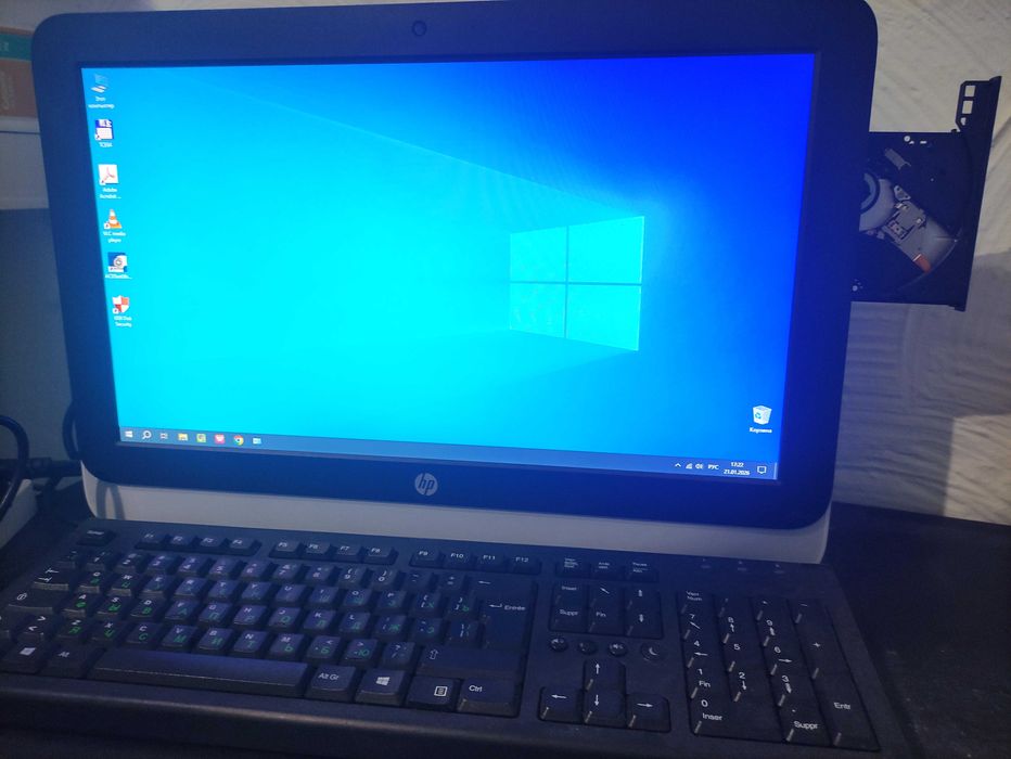 Компьютер Hewlett Packard  ALL In One  HP model No: 20-2110nf