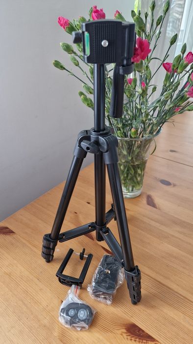 Statyw tripod 3120 na telefon z pilotem bluetooth