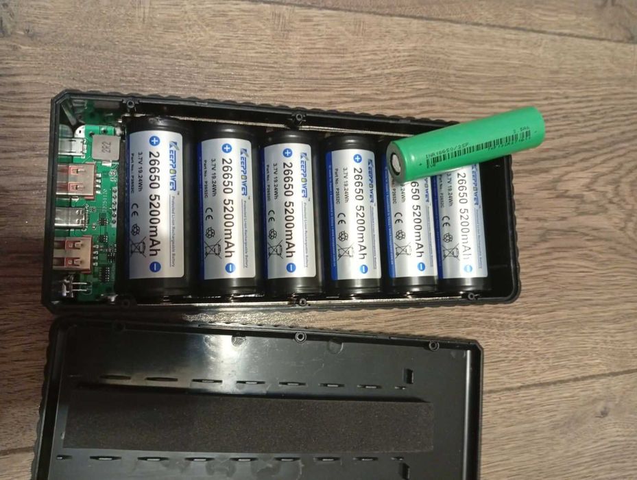 Повербанк 26650 DIY 6  31200mAh  22,2W
