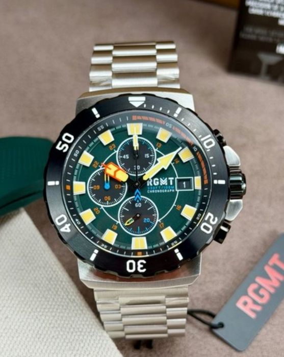 Relógio RGMT, estilo militar cronógrafo, novo
