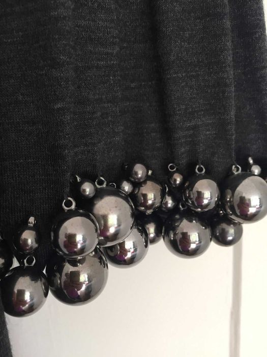 Burberry grafitowa z koralikami grafitowa