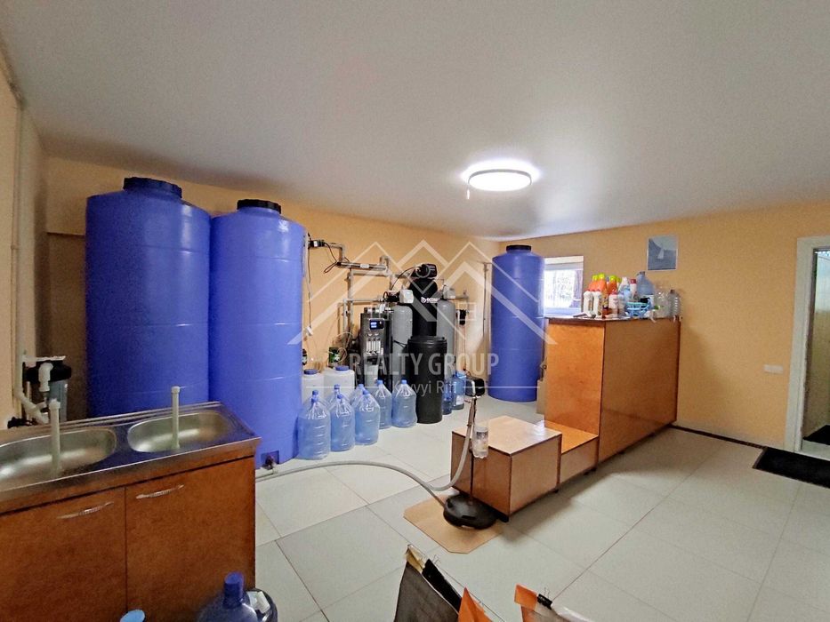 Продається діючий бізнес з приватизованим приміщенням (60 м²)