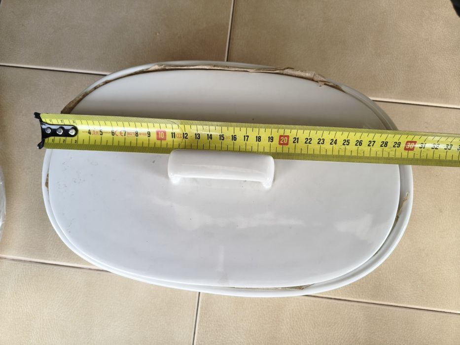 Chlebak porcelanowy