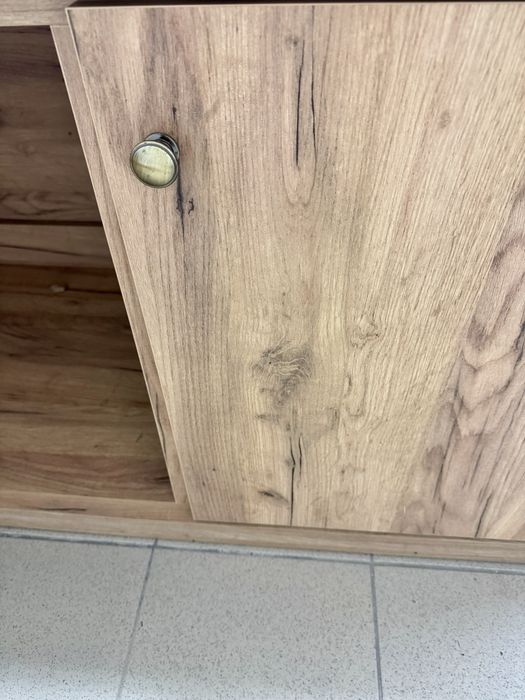 Balcao Madeira com montra vidro em bom estado