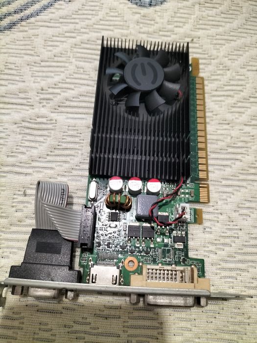 Placa gráfica NVIDIA GT43064729806169346120