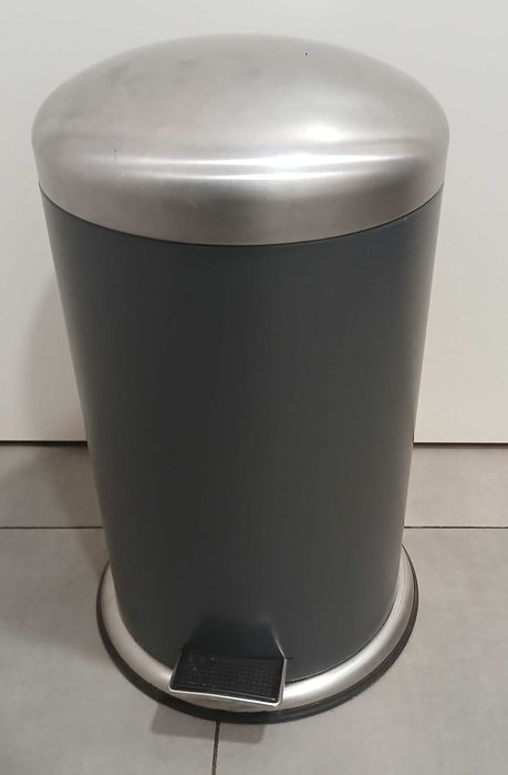Contentor Ikea Mjösa 12L c/ pedal, inox-antracite, na caixa de origem