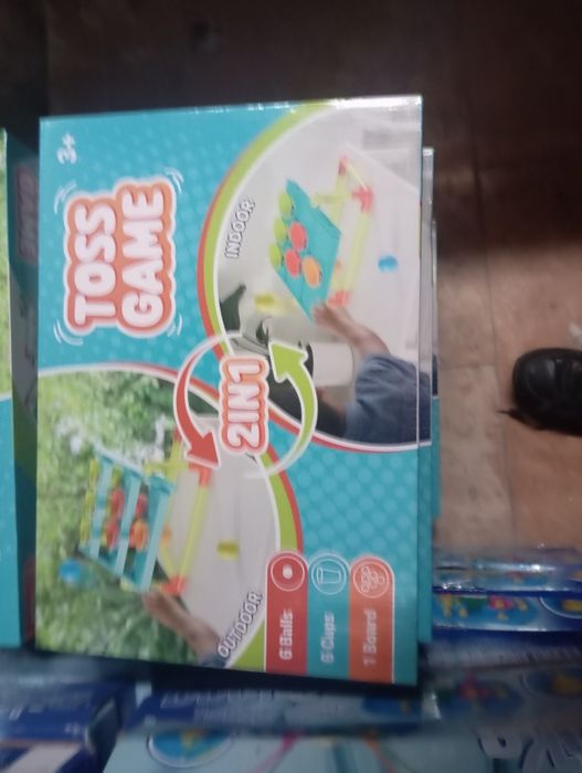 Gra w kubki toss game