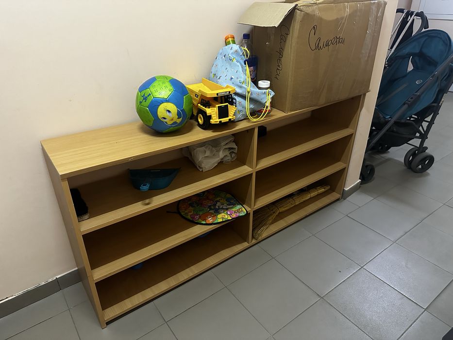 Поличка для матеріалів Монтесорі але можна по різному використовувати