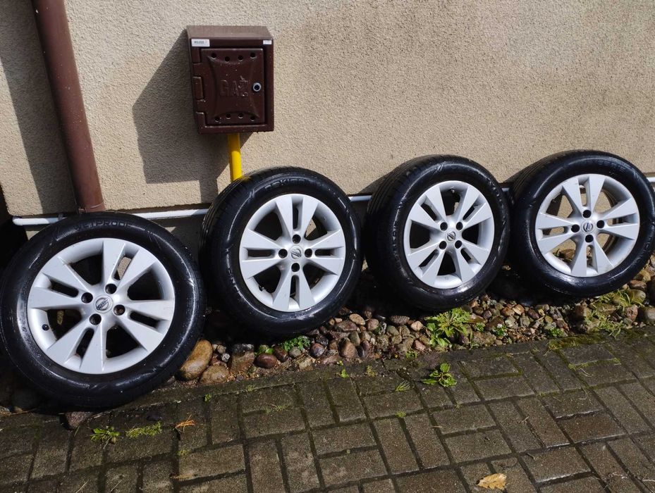 Koła alufelgi nissan opony letnie Nokian 185/65R15