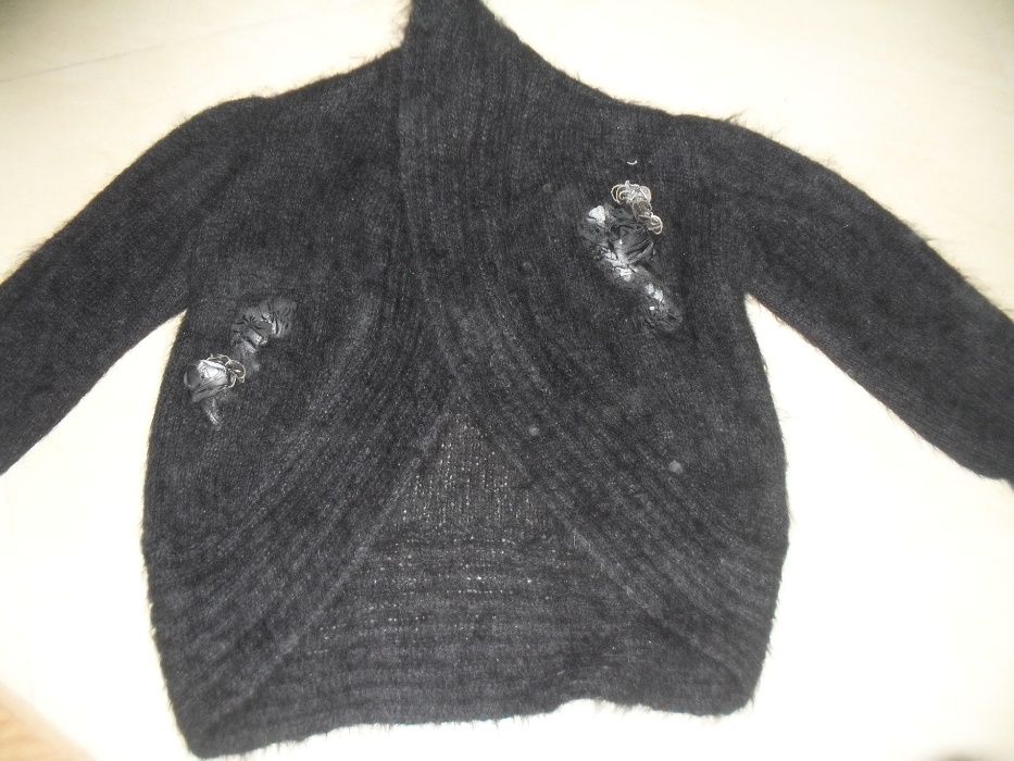 Elegancki czarny sweter L