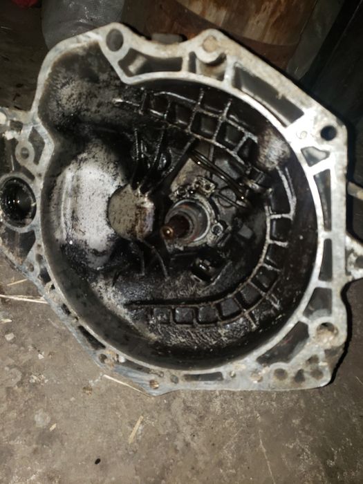 Коробка передач opel astra g 1.7 та ще запчастини disel