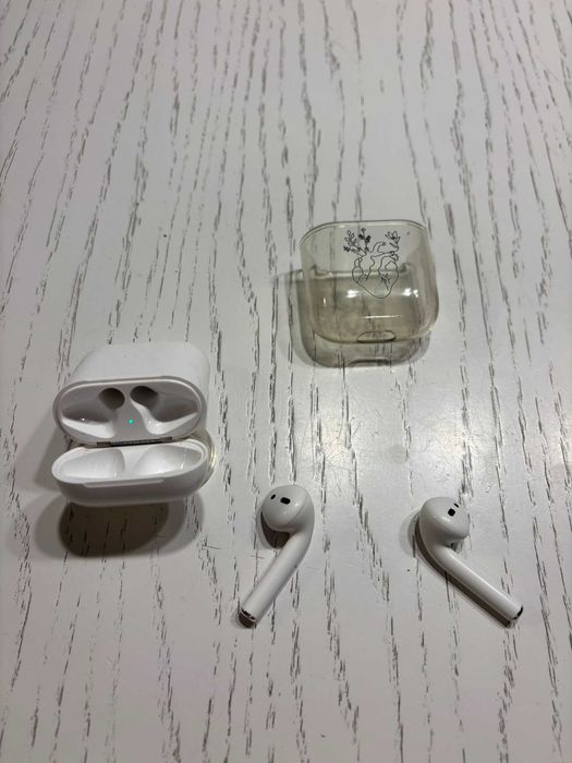 Apple AirPods 1.