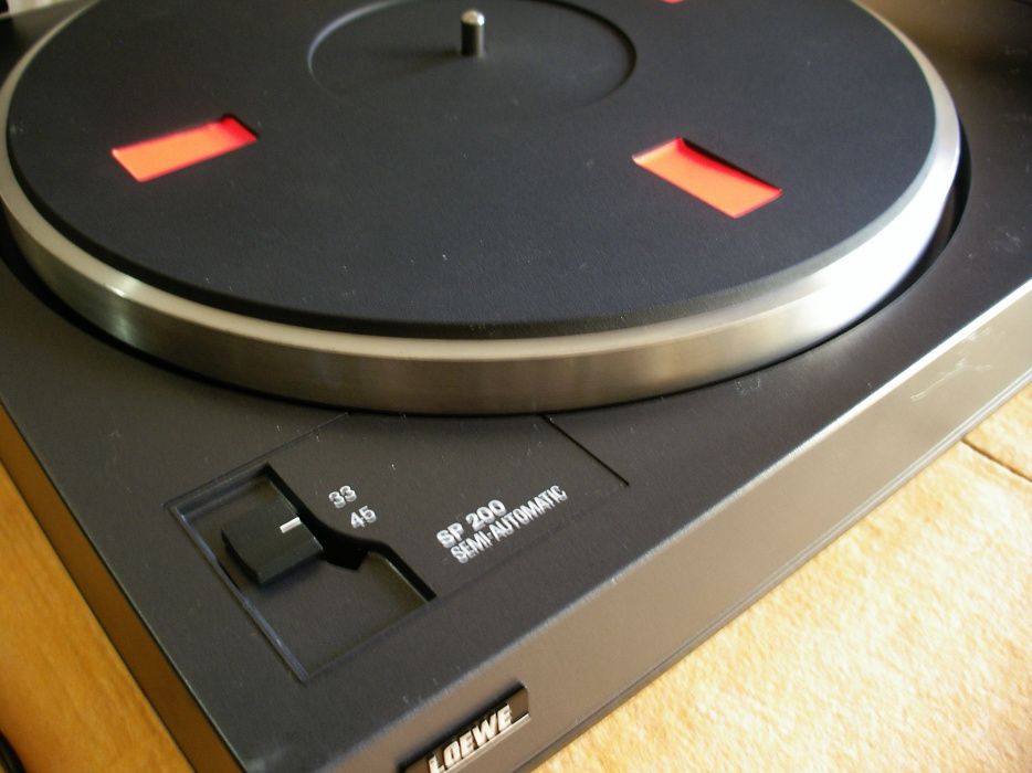 gira discos loewe opta sp 200