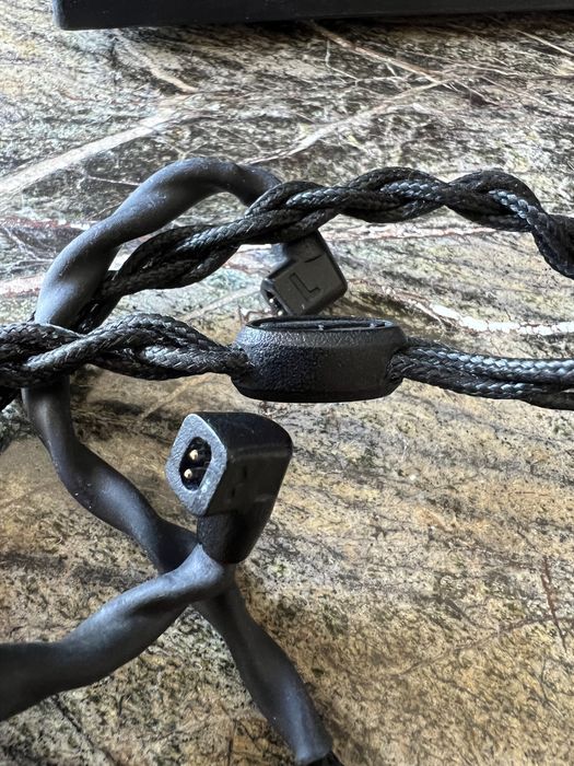 Серебрянный кабель 2pin для наушников bionic: 8 000 грн. - Аксесуари й ...