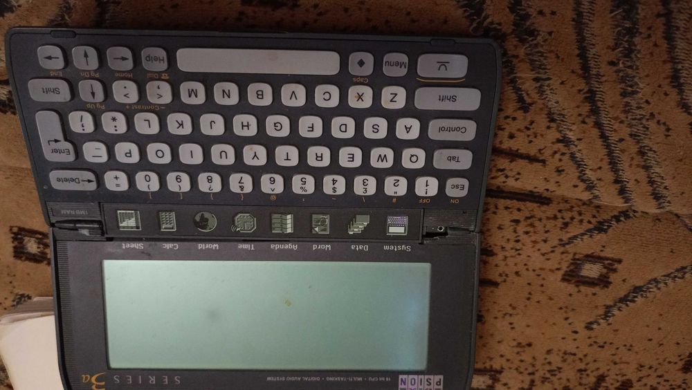 портативний комп'ютер Psion Series 3a
