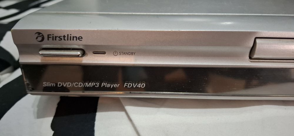 Dvd/cd/mp3 player fbv40