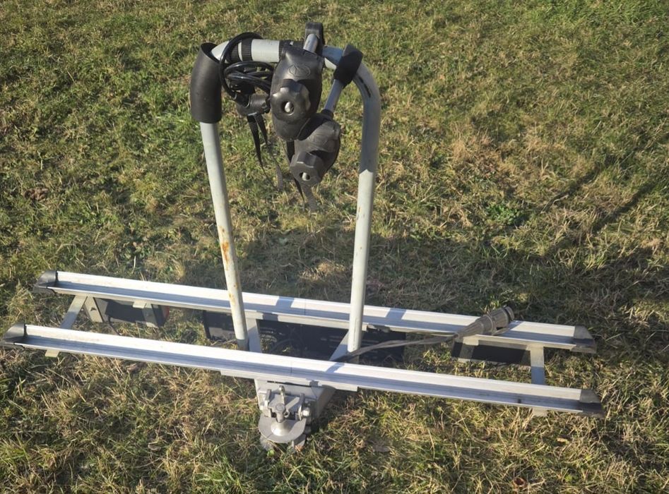 Bagażnik samochodowy na rowery mocowany na hak