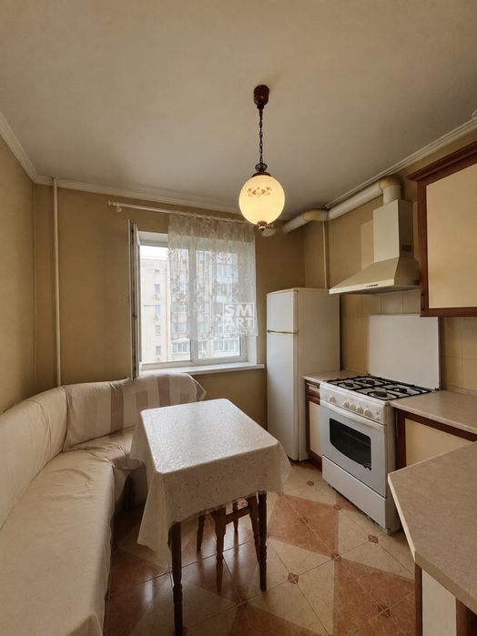 Продам 2-к квартиру 51м2. ул. Лукьяненко Левко, 29А. 80000 $