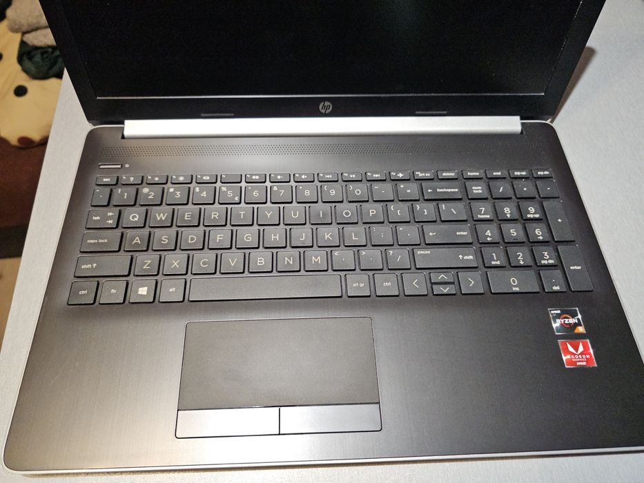 Laptop HP 15-db1033nw zamiana Steam Deck Rog Ally Nintendo Switch