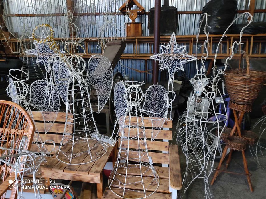 Новорічні олені. Ангели. Сніговики. Санки. Зірочки. Шари. Ялинки.