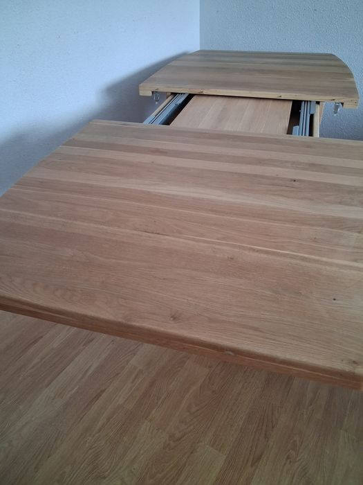 Stół dębowy do salonu