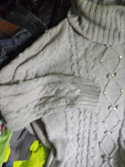 Sweter z golfem dlugi bardzo cieply sliczny