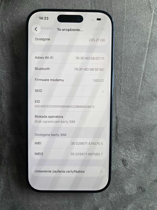 iphone 17 pro 256gb  90%