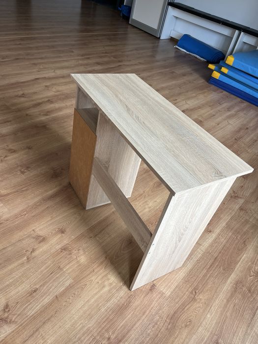 Biurka male 6 szt