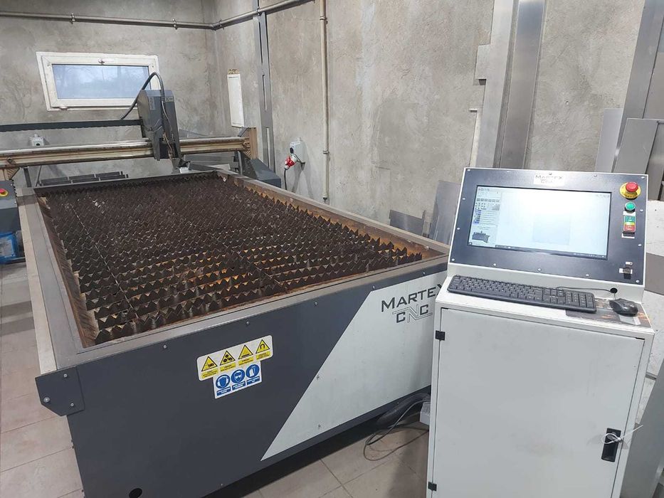 Ploter plazmowy CNC 1530 mm x 3030 mm źródło plazmy Hypertherm 65 SYNC