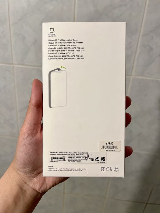 Оригинальный кожаный чехол на iPhone 13 pro max с MagSafe