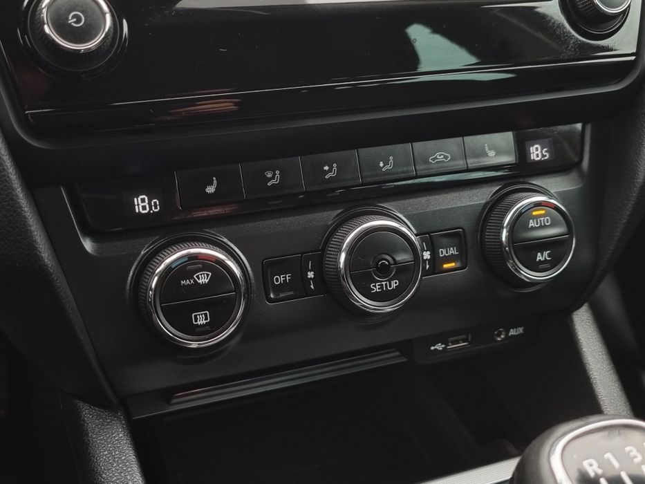 Skoda octavia a7 1.6tdi 105 клімат круіз мультикермо