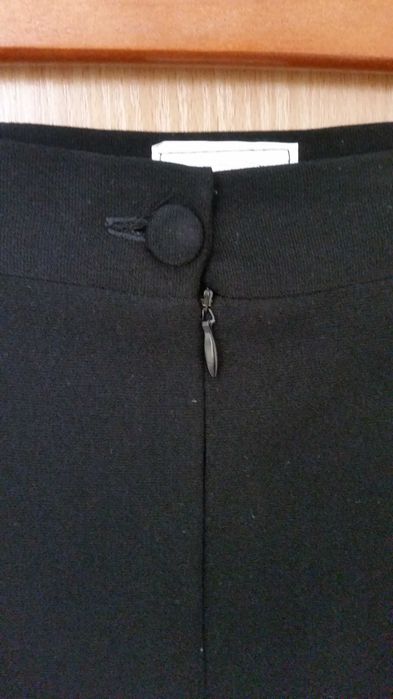 Czarna elegancka długa spódnica rozmiar 40