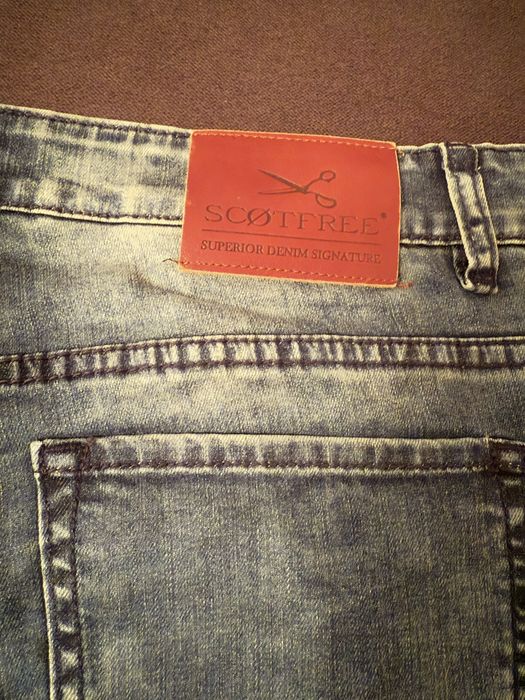 Spodenki szorty jeansowe Scotfree rozmiar 33