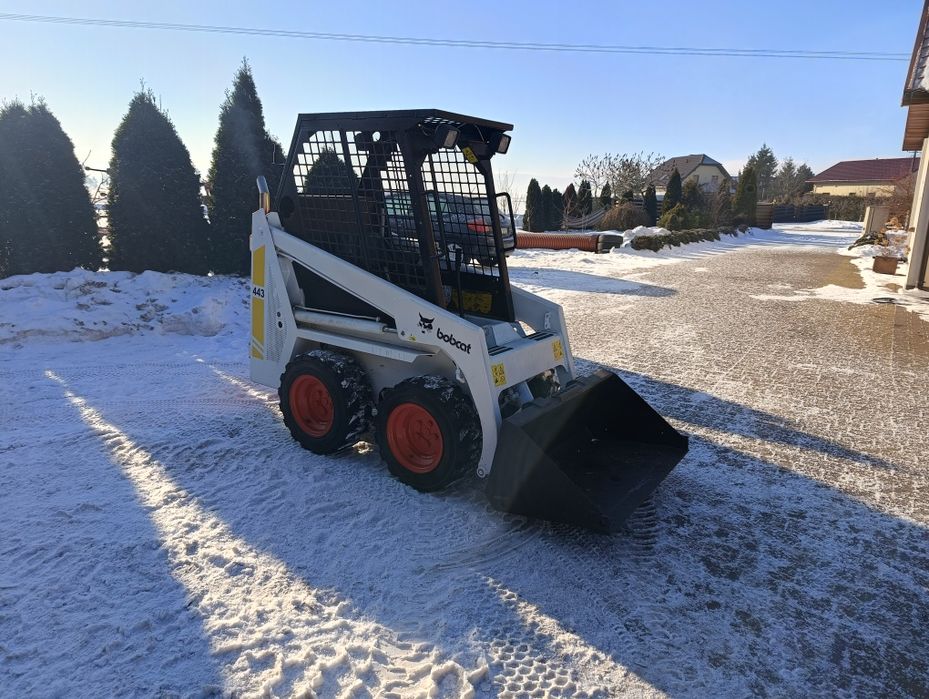 Bobcat 443 mała zwinna Kubota 105 cm mini ładowarka burtowa