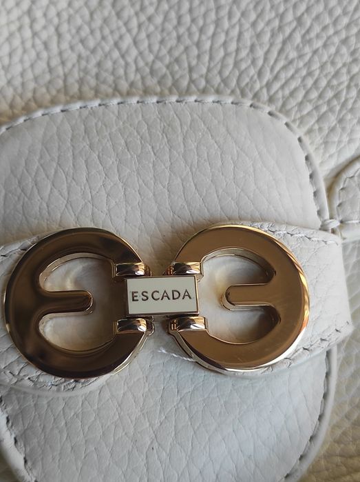 Elegancka torebka Escada
