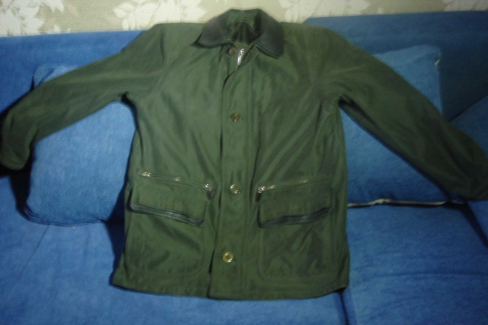 Продам одним лотом