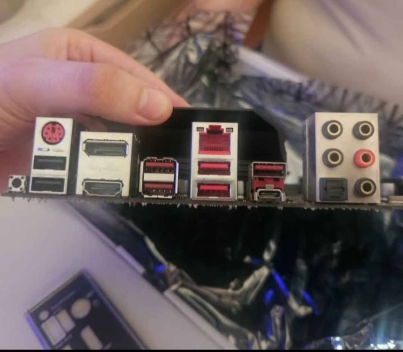 Motherboard + CPU