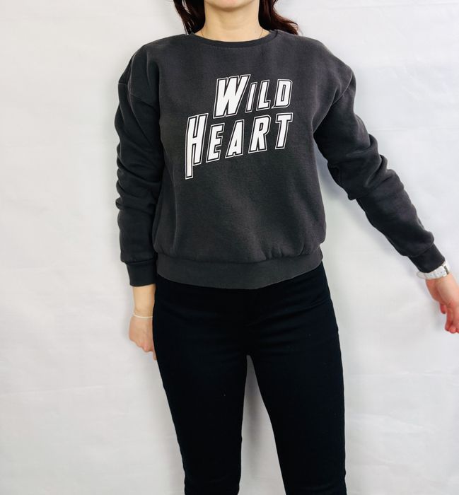 Szara bluza z kontrastowym napisem Wild Heart XS 34