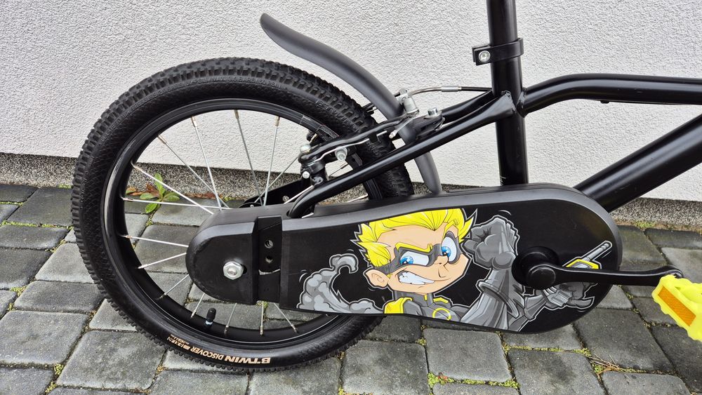 Rower 16 B-TWIN Dark Hero - Decathlon - dziecięcy