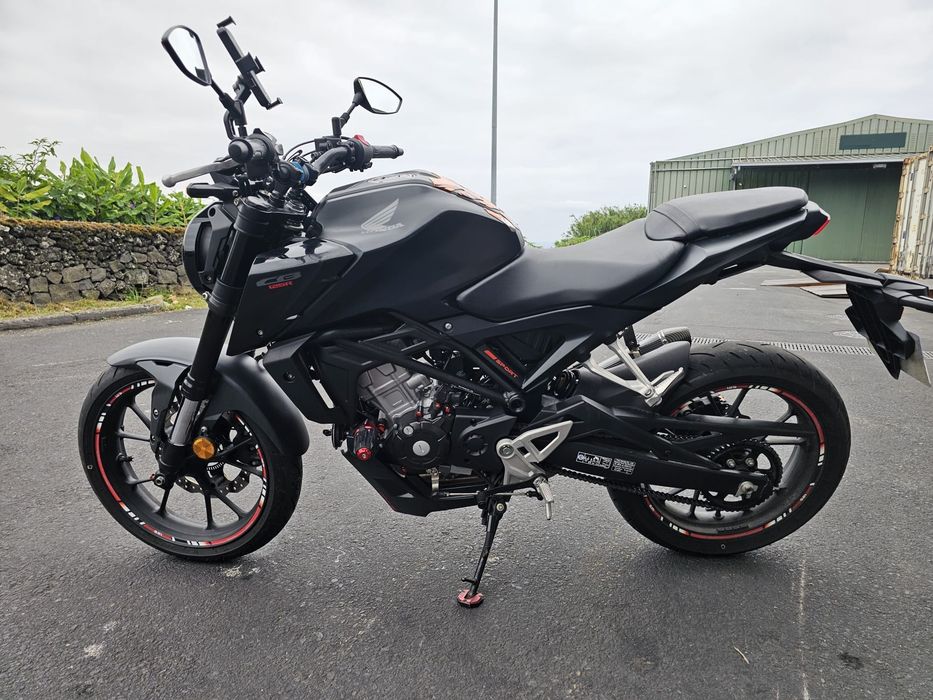 Honda CB125R C/extras