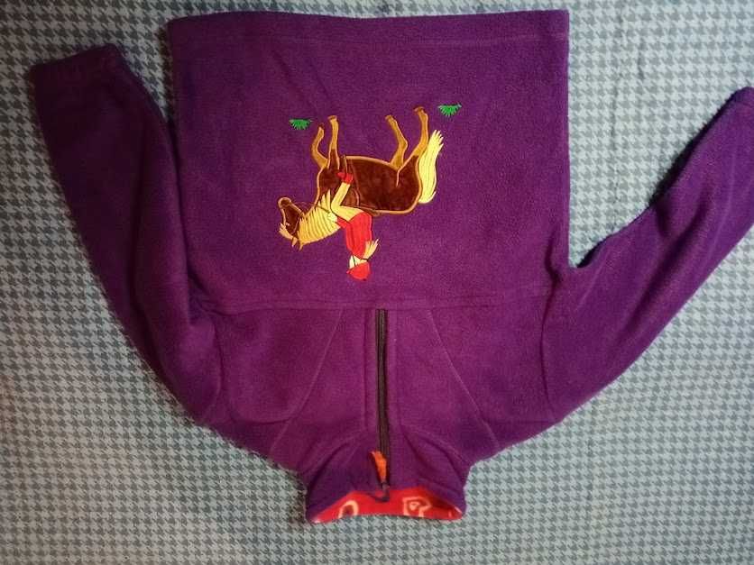 Bluza polarowa z koniem i jeźdźcem na ok. 7lat