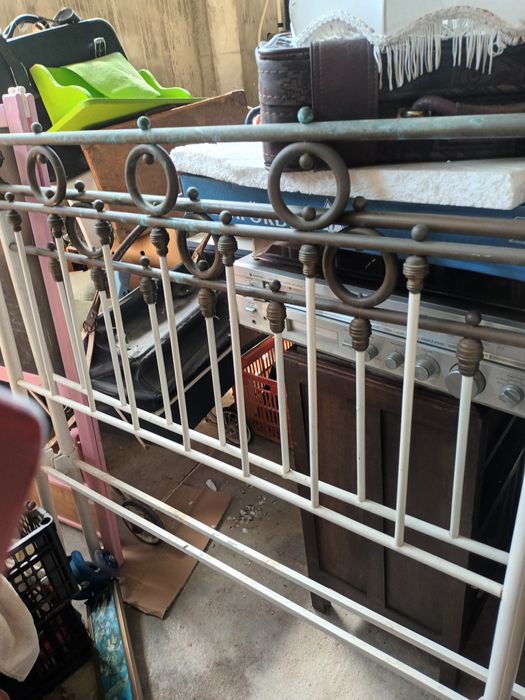 Camas antigas em ferro