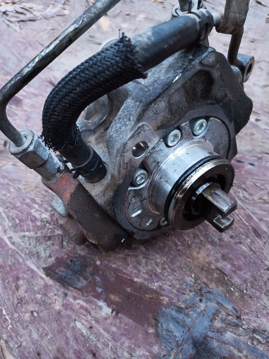 Насос 22100-0R011 тойота авенсіс д4д тнвд toyota avensis 2.2 d4d 2005