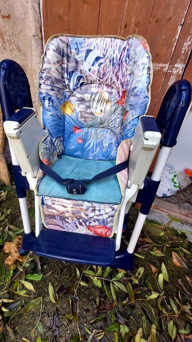 Крісло для годування