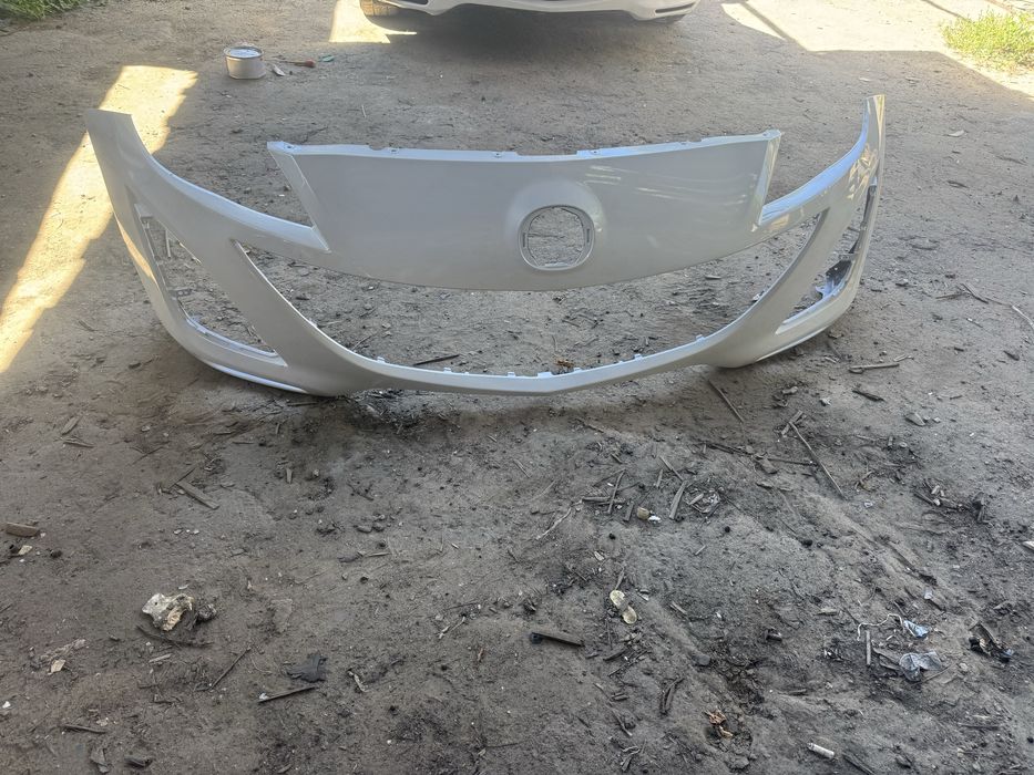 Бампер Mazda 3  bl 2010-13 оригинал