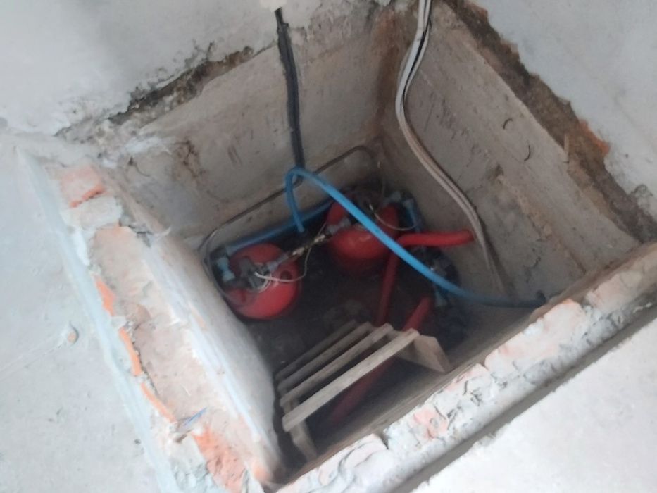 Продам дом Поле Чудес-1, 328м, 20 соток, гараж 144м, пгт М.Даниловка