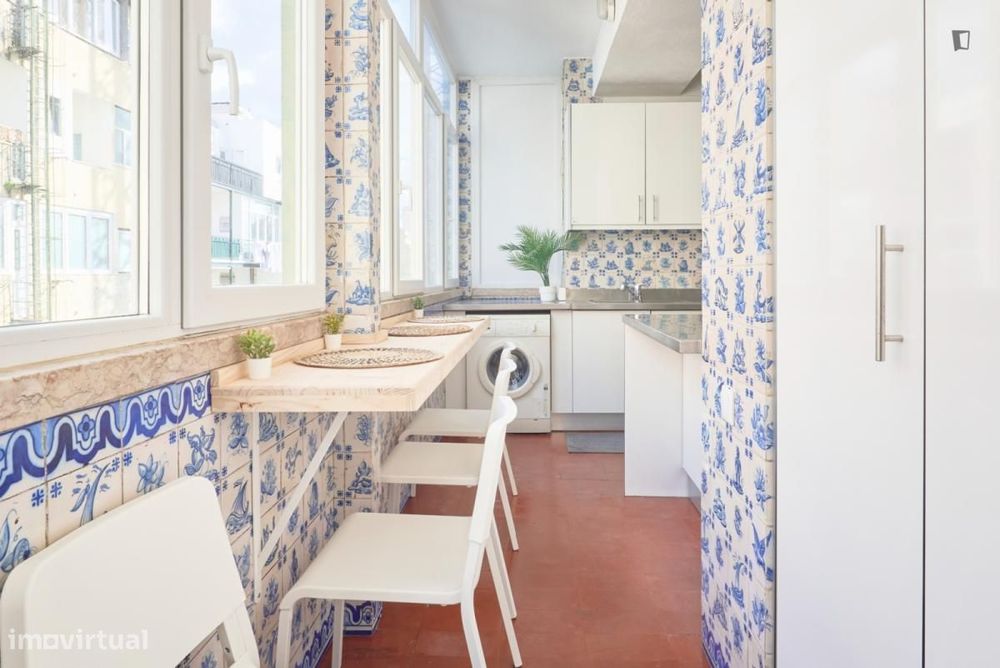 Quarto - localizado em Lapa Lisbon