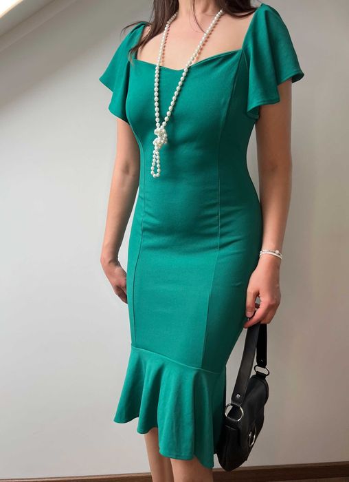 Zielona Sukienka Midi Z Falbanami, Mohito, Rozmiar L Lato old money